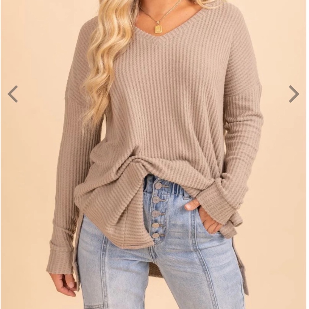 ZENANA
Oversized Thermal Waffle Knit V-Neck Sweater FINAL FEW! - Picture 7 of 8